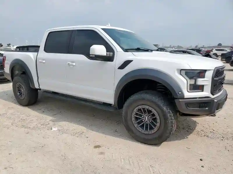 1FTFW1RG6KFB68157 2019 FORD F150-3