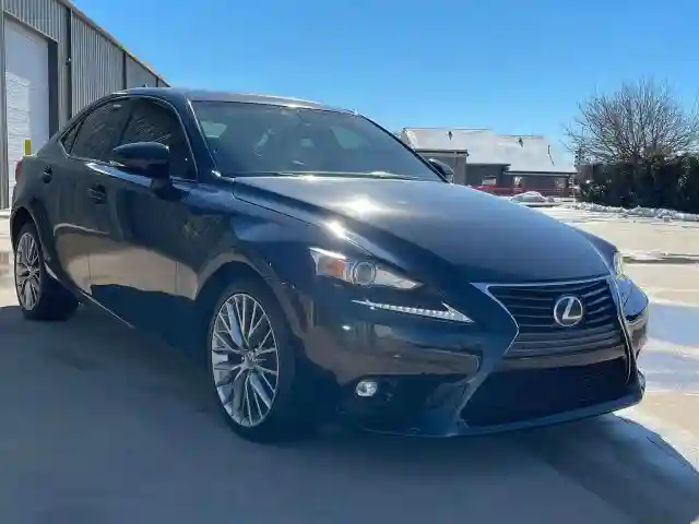 JTHBF1D21F5056760 2015 LEXUS IS-0