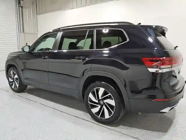 1V2HR2CA3RC539232 2024 VOLKSWAGEN ATLAS-1