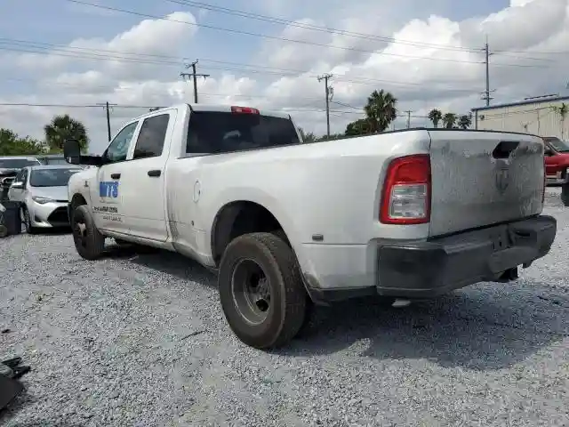3C63RPGL0KG647077 2019 RAM 3500-1