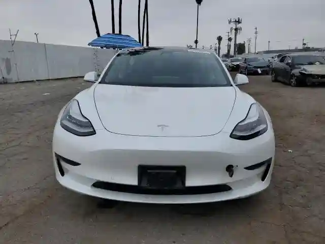 5YJ3E1EB3LF650252 2020 TESLA MODEL 3-4