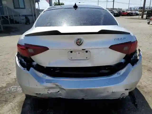 ZARFAMBN1K7604583 2019 ALFA ROMEO GIULIA-5