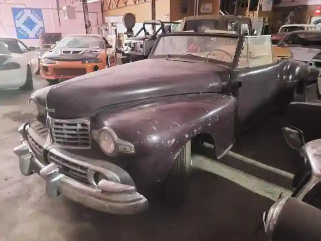 8H18150 1947 LINCOLN ZEPHYR-1