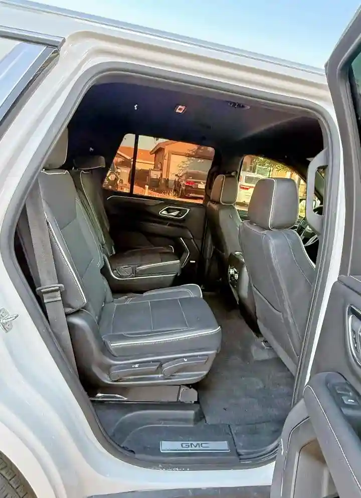 1GKS1BKD7NR227100 2022 GMC YUKON-5