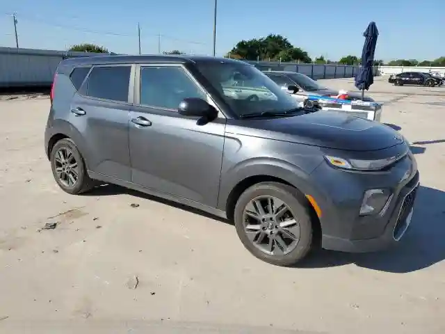 KNDJ23AU6M7794906 2021 KIA SOUL-3