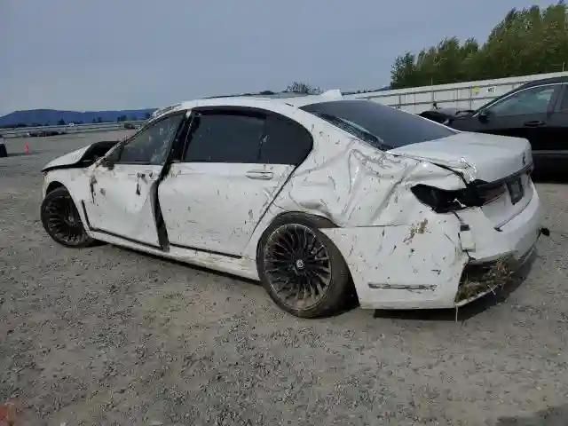 WBA7U2C04NCH44975 2022 BMW 7 SERIES-1