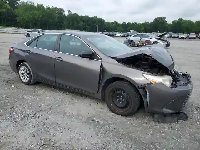 4T1BF1FKXHU357627 2017 TOYOTA CAMRY-3