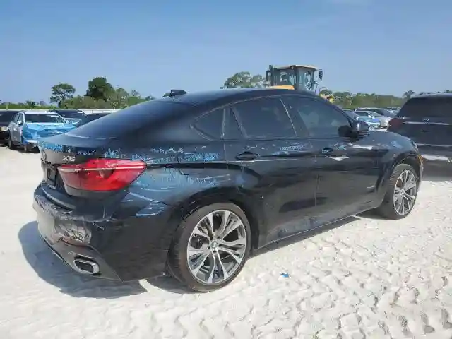 5UXKU2C55J0X49411 2018 BMW X6-2