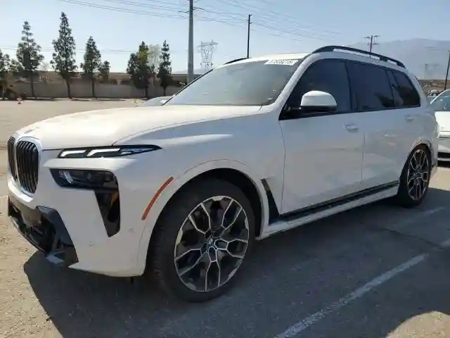 5UX23EM07S9Y07541 2025 BMW X7-0