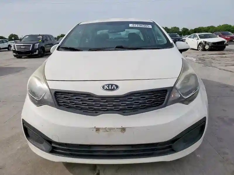 KNADM4A32F6455571 2015 KIA RIO-4