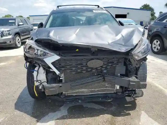 KM8J33AL1KU937632 2019 HYUNDAI TUCSON-4