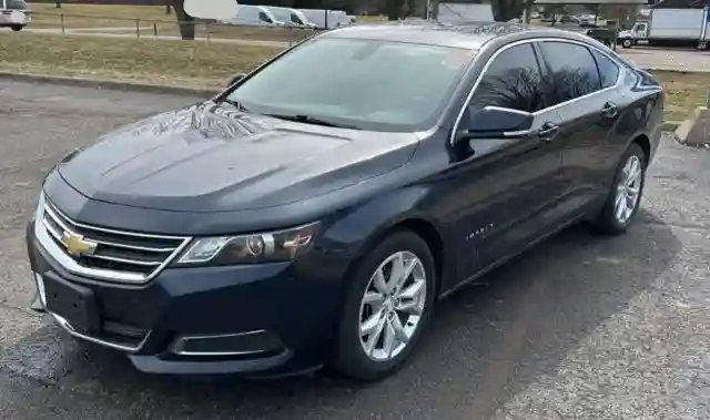 2G1105S37H9105153 2017 CHEVROLET IMPALA-1