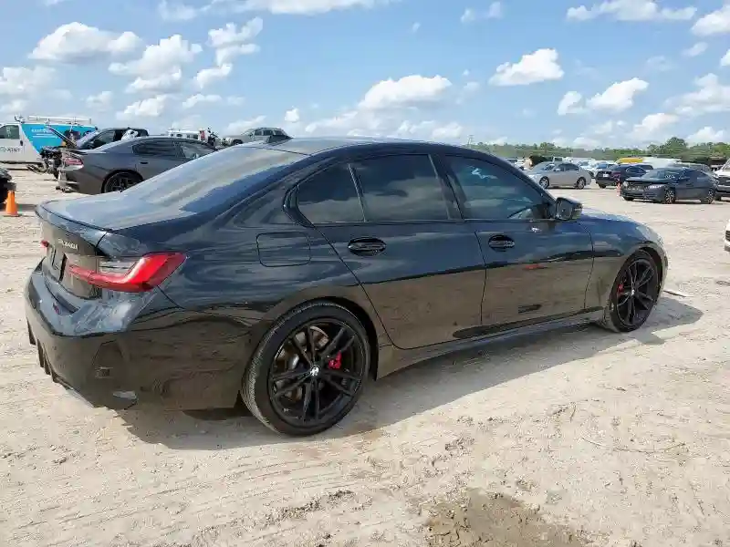 3MW49FS04R8E28399 2024 BMW M3-2
