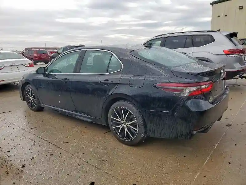 4T1G11AKXMU598030 2021 TOYOTA CAMRY-1