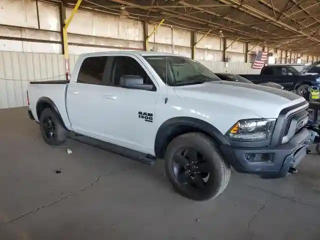 1C6RR6LG5KS633424 2019 RAM 1500-3