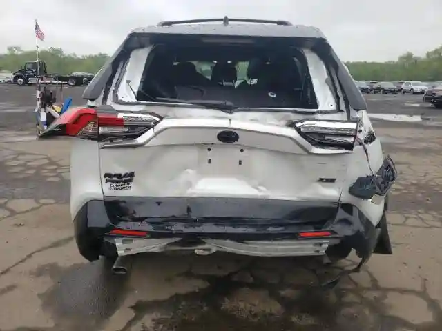 JTMEB3FV0RD218966 2024 TOYOTA RAV4-5