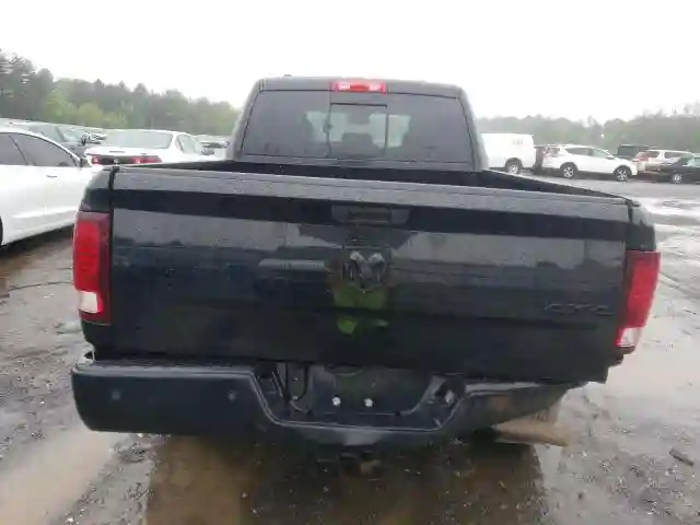 1C6RR7GG3KS717726 2019 RAM 1500-5