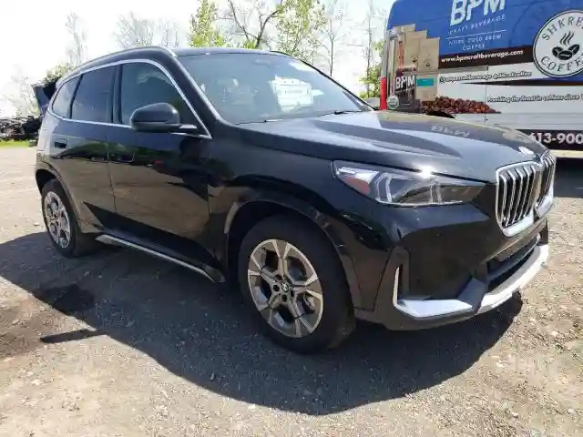 WBX73EF00S5040226 2025 BMW X1-3