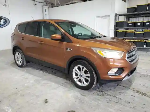 1FMCU0GD8HUA53068 2017 FORD ESCAPE-3