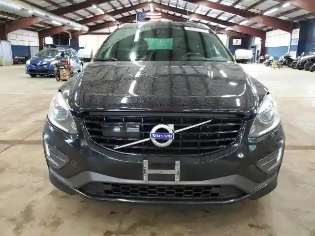 YV449MRS3H2215565 2017 VOLVO XC60-4