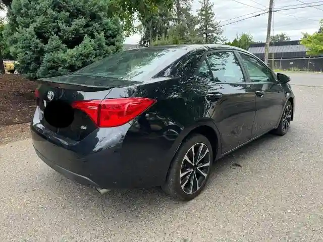 5YFBURHE9JP771050 2018 TOYOTA COROLLA-3