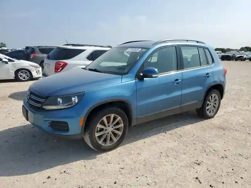 WVGAV7AX9JK002437 2018 VOLKSWAGEN TIGUAN LIM-0