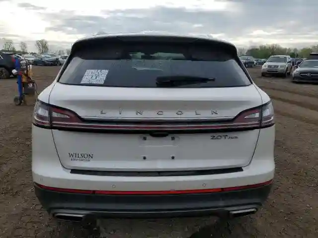 2LMPJ8L92KBL57413 2019 LINCOLN NAUTILUS-5