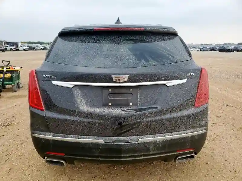 1GYKNCRS9JZ240171 2018 CADILLAC XT5-5
