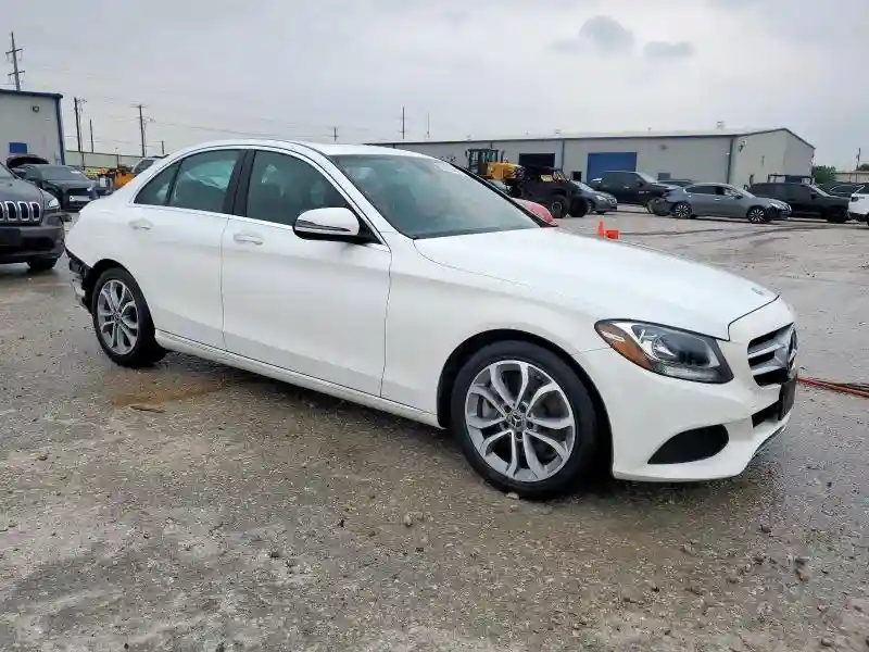 55SWF4JB2JU257937 2018 MERCEDES-BENZ C-CLASS-3