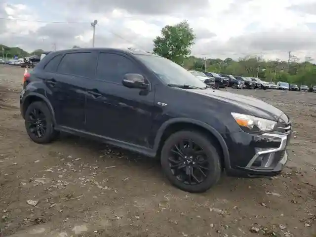 JA4AR3AU1KU016081 2019 MITSUBISHI OUTLANDER-3
