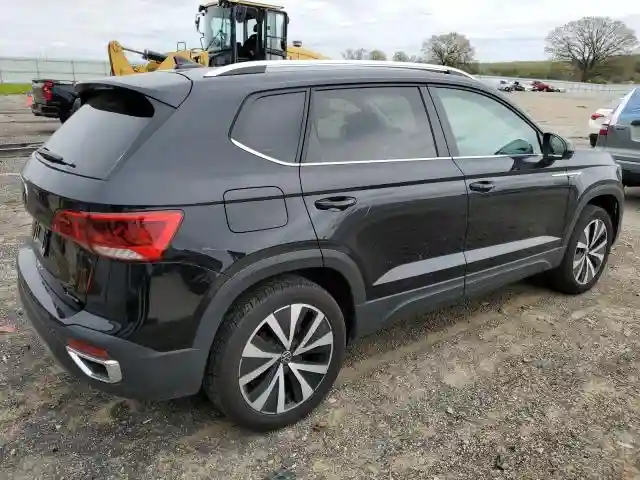 3VVPX7B24NM091698 2022 VOLKSWAGEN TAOS SE IQ-2