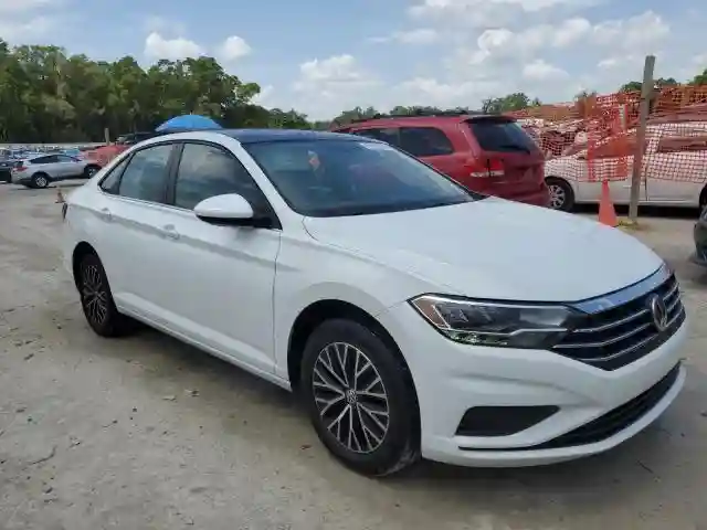 3VWC57BU7LM078605 2020 VOLKSWAGEN JETTA-3