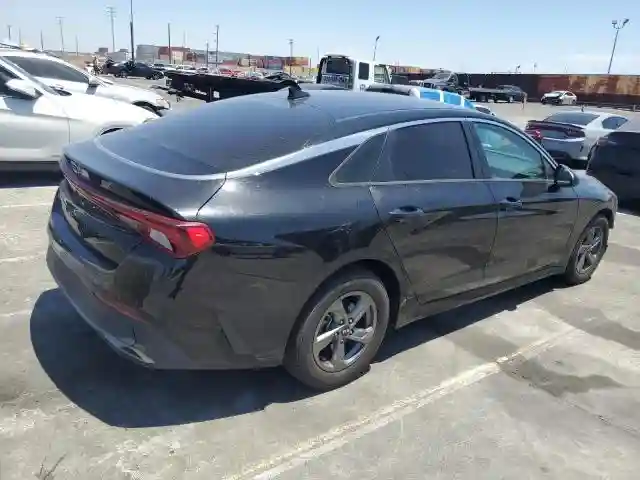 5XXG24J2XMG005209 2021 KIA K5-2