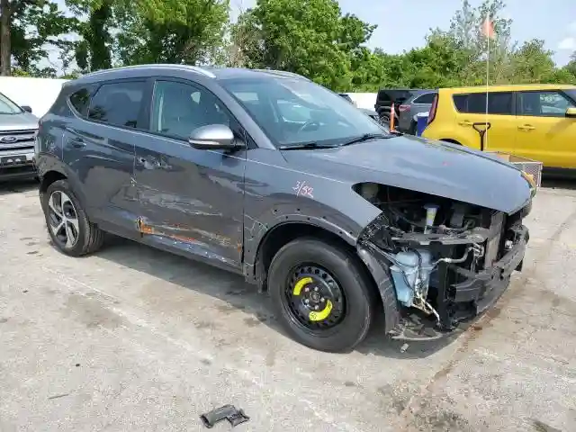 KM8J3CA22GU245426 2016 HYUNDAI TUCSON-3