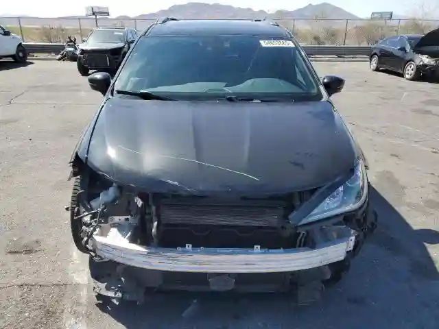 2C4RC1GG3JR260018 2018 CHRYSLER PACIFICA-4