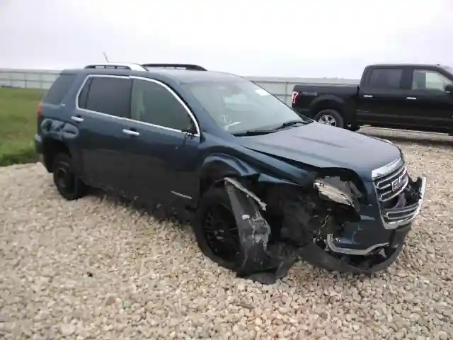 2GKFLPE33G6145326 2016 GMC TERRAIN-3
