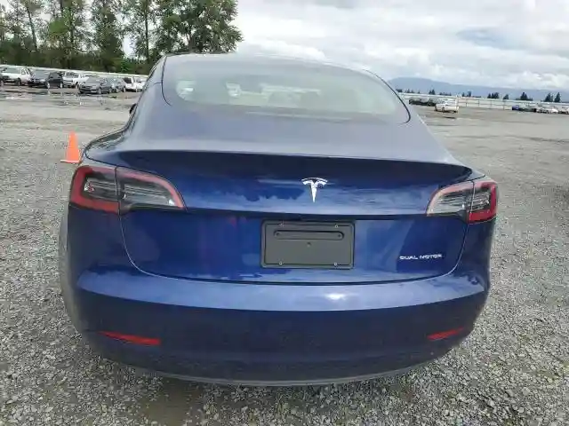 5YJ3E1EB9PF600798 2023 TESLA MODEL 3-5