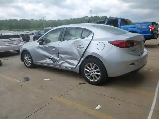 3MZBN1U71JM187705 2018 MAZDA 3-1