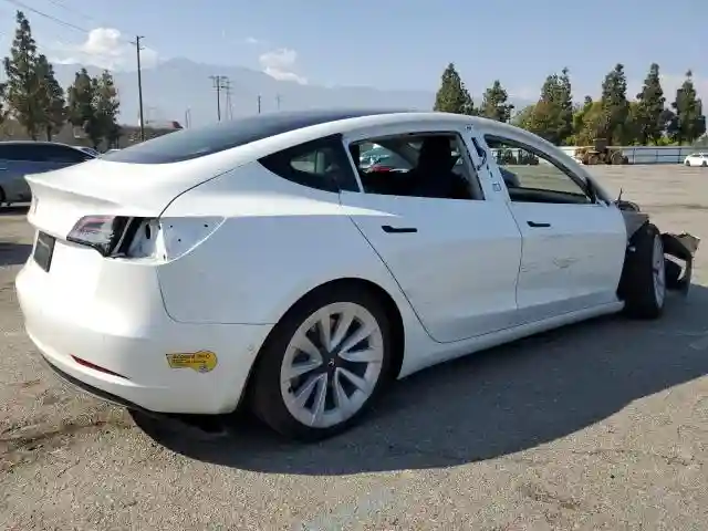 5YJ3E1EAXMF068402 2021 TESLA MODEL 3-2
