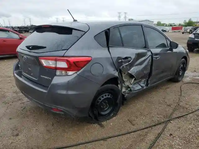 4S3GTAB63K3761832 2019 SUBARU IMPREZA-2