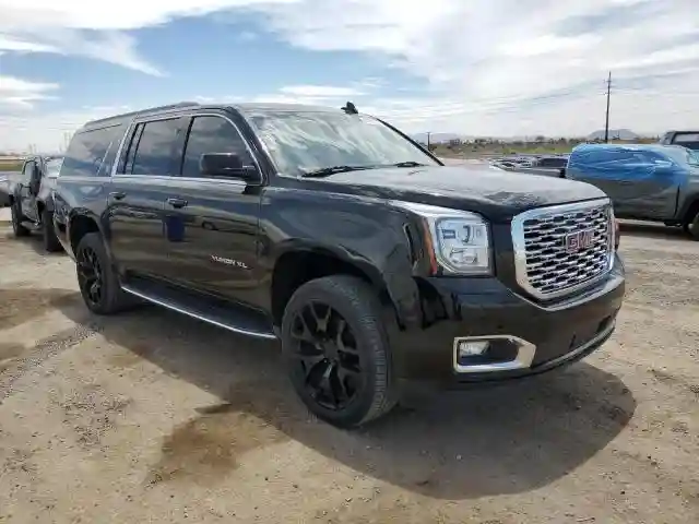 1GKS1GKC8JR319914 2018 GMC YUKON-3