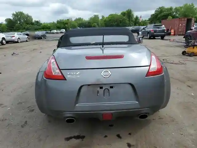 JN1AZ4FH7FM430577 2015 NISSAN 370Z-5