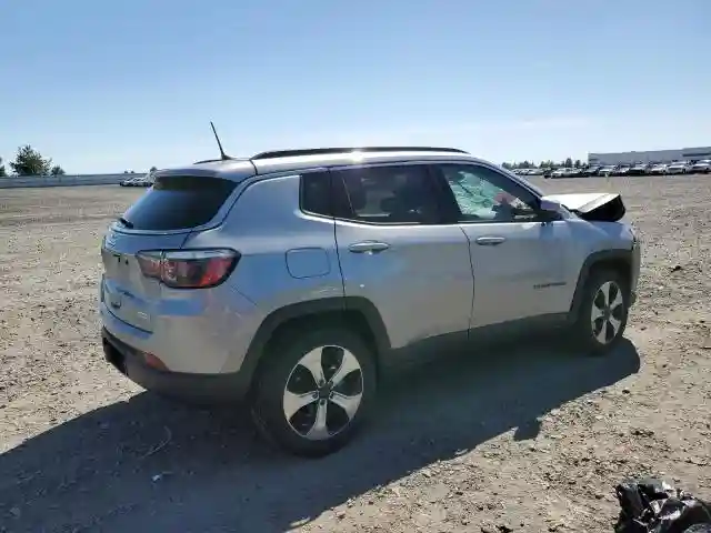 3C4NJDBB5JT162526 2018 JEEP COMPASS-2