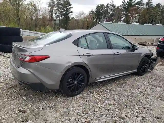 4T1DBADK6SU514889 2025 TOYOTA CAMRY-2
