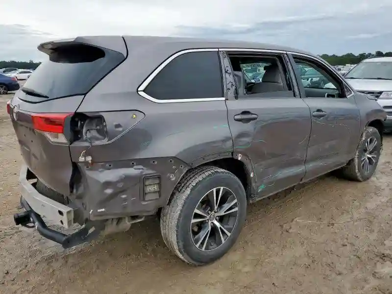 5TDZARFH3HS025960 2017 TOYOTA HIGHLANDER-2