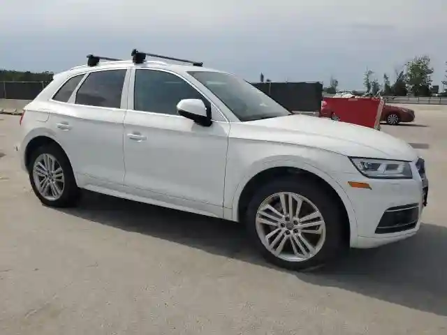 WA1BNAFY1K2077460 2019 AUDI Q5-3