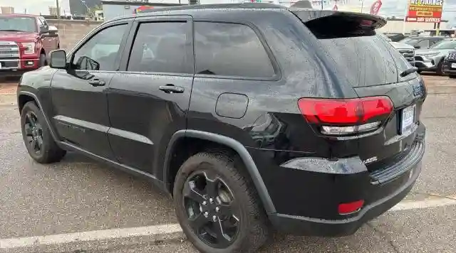 1C4RJEAG0KC851522 2019 JEEP GRAND CHEROKEE-2