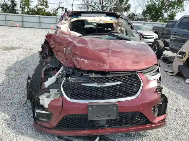 2C4RC1BGXPR574068 2023 CHRYSLER PACIFICA-4