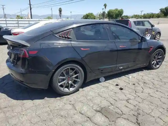 5YJ3E1EB3MF096504 2021 TESLA MODEL 3-2