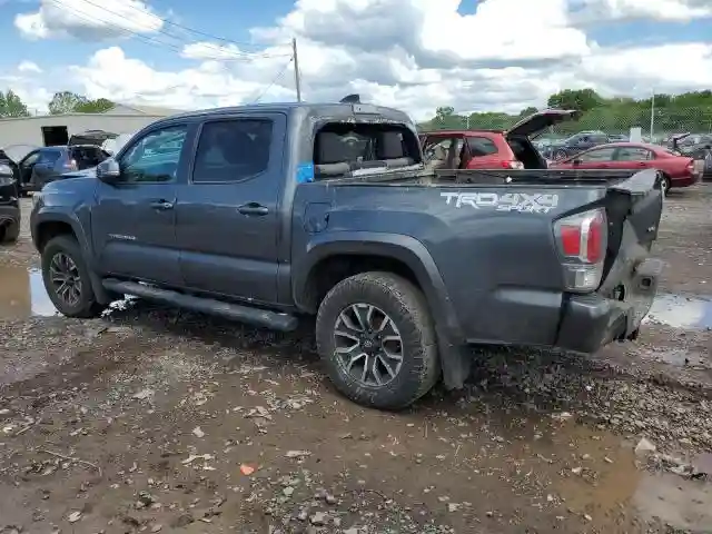 3TMCZ5AN7PM586455 2023 TOYOTA TACOMA-1